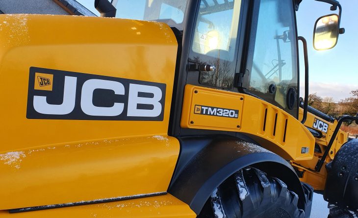 JCB TM 320 S 9